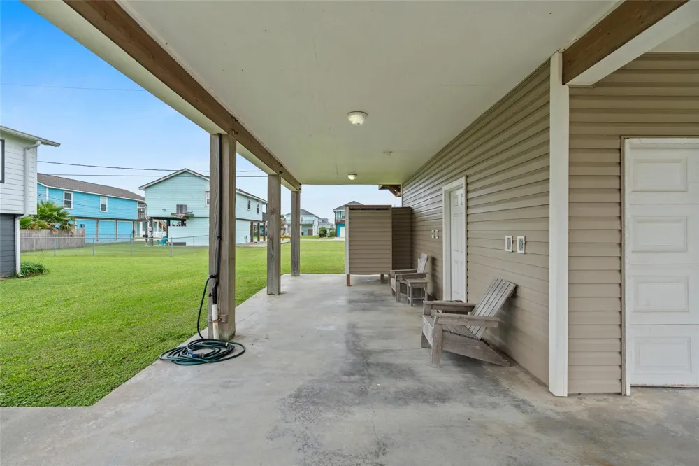 4122 Kent Drive Galveston, TX 77554
