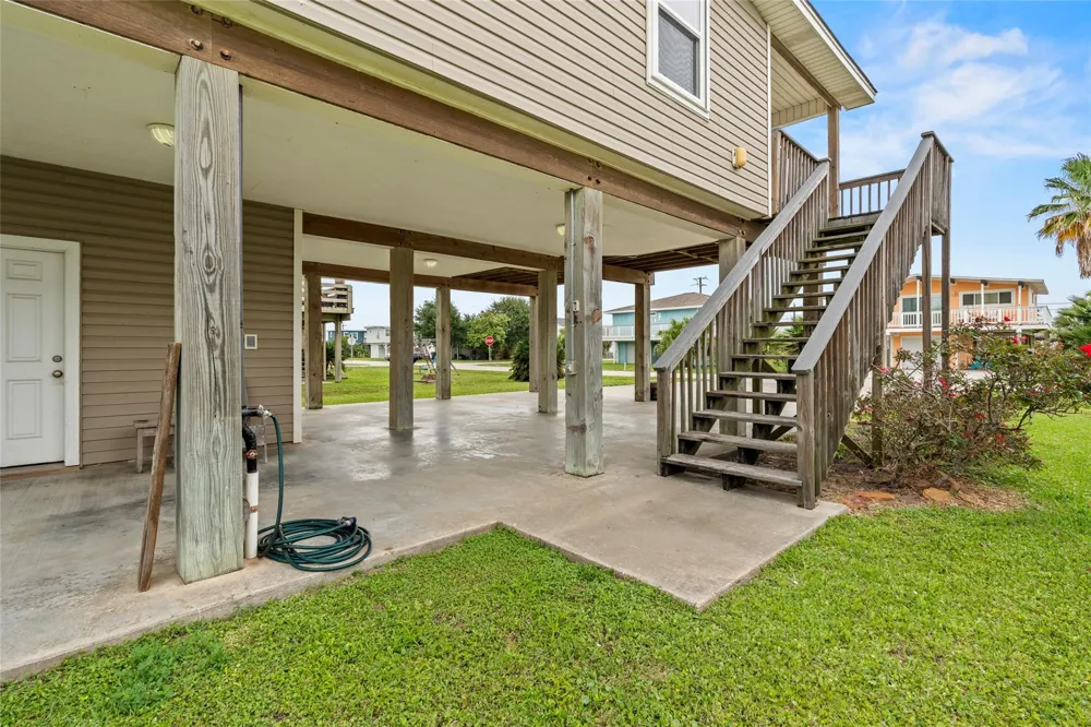 4122 Kent Drive Galveston, TX 77554