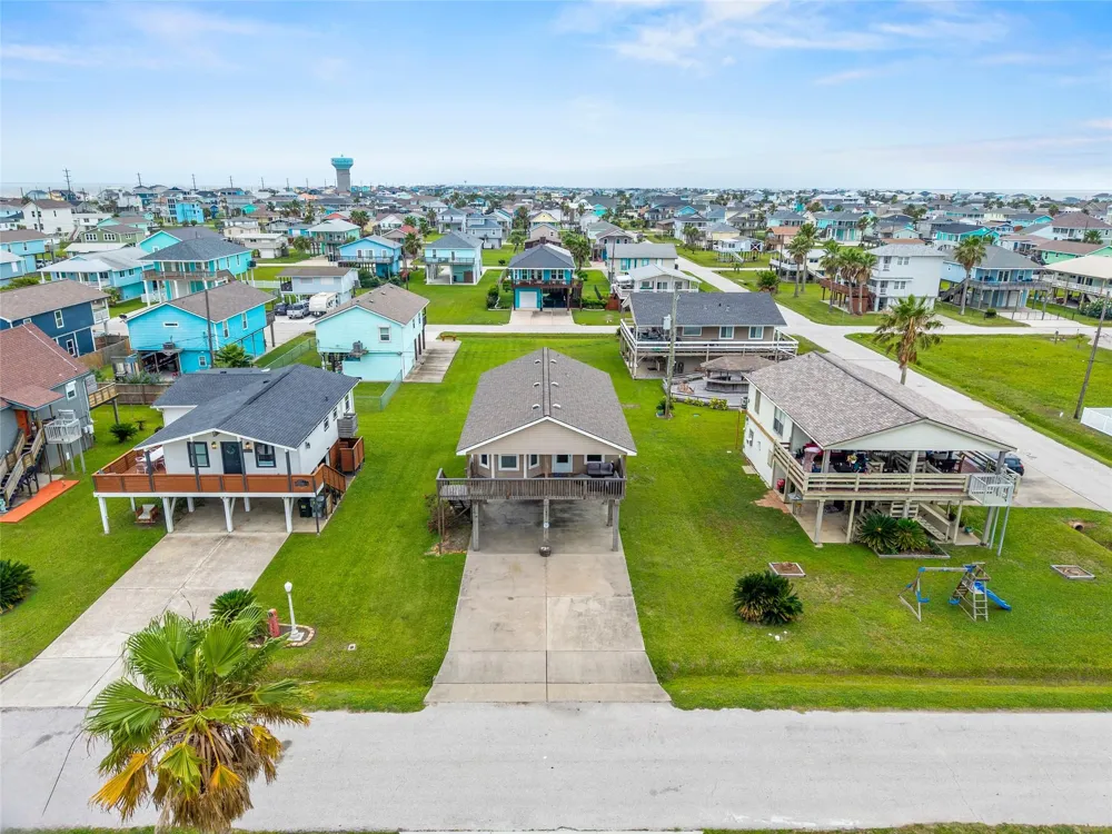 4122 Kent Drive Galveston, TX 77554