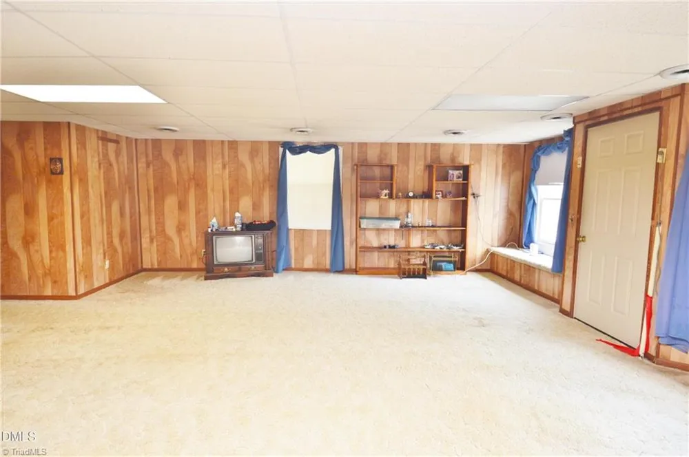 8671 Nc Highway 49 Snow Camp, NC 27349