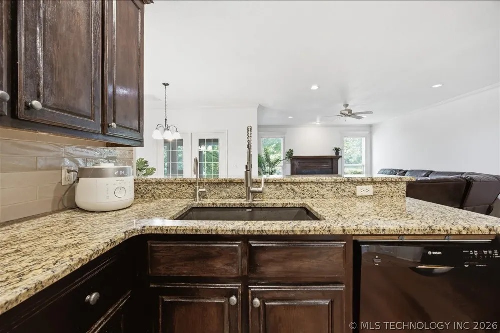 8840 E 96th Street Tulsa, OK 74133