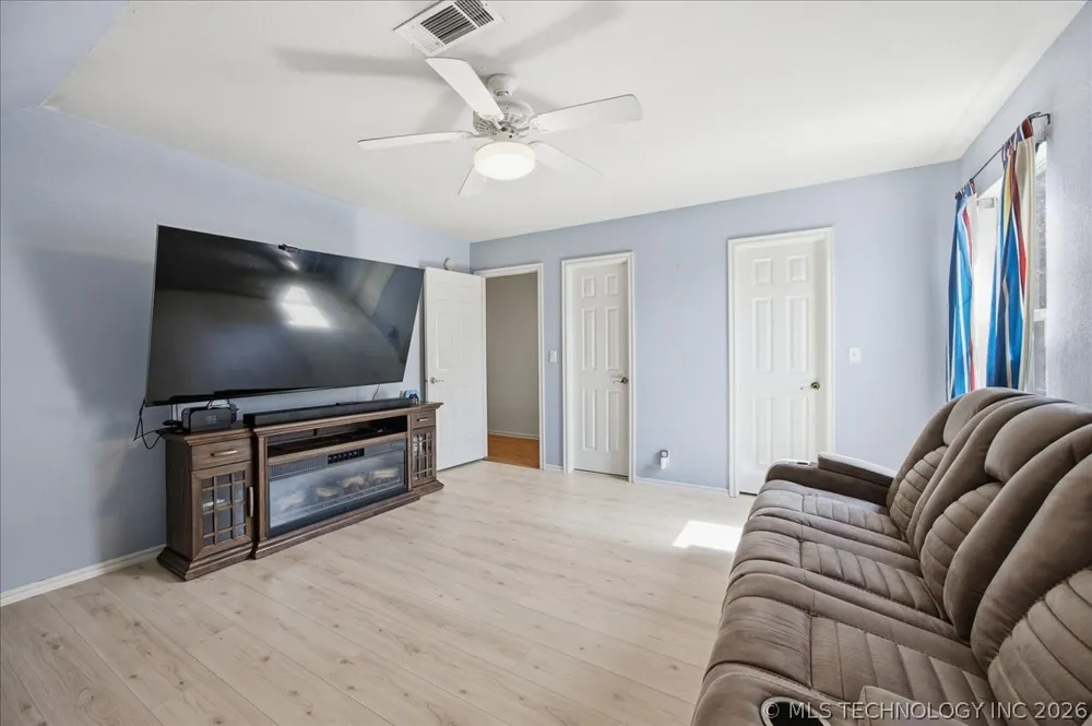 8840 E 96th Street Tulsa, OK 74133