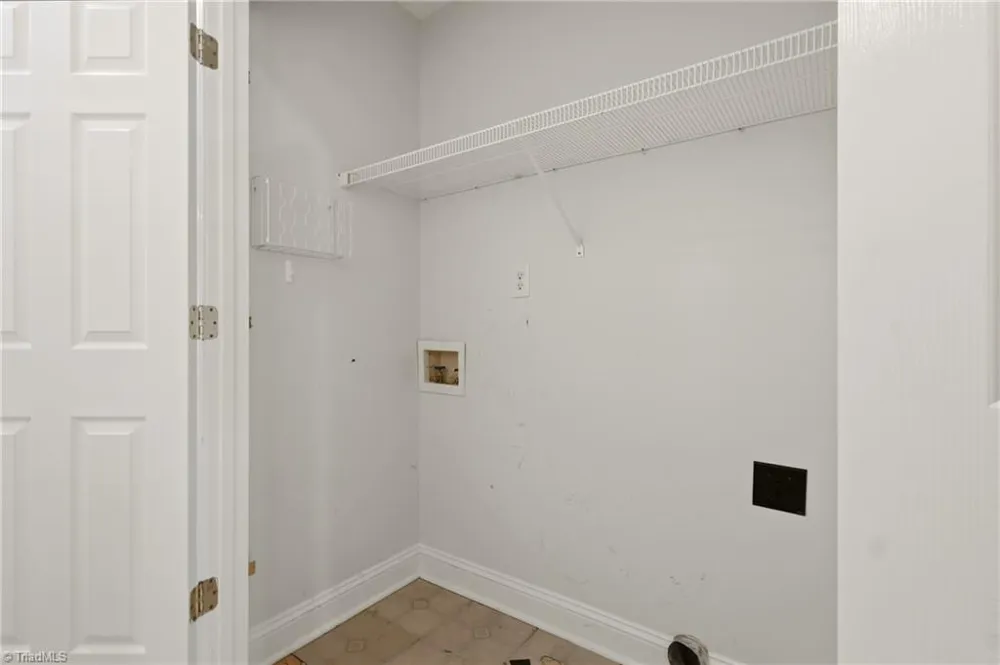 4595 Peter Pfaff Drive Pfafftown, NC 27040