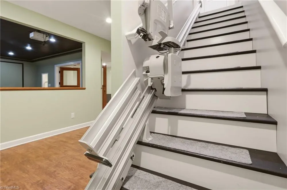 4595 Peter Pfaff Drive Pfafftown, NC 27040