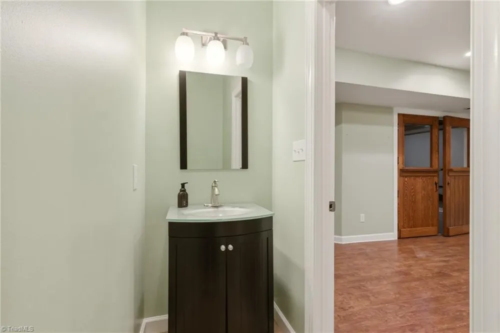 4595 Peter Pfaff Drive Pfafftown, NC 27040