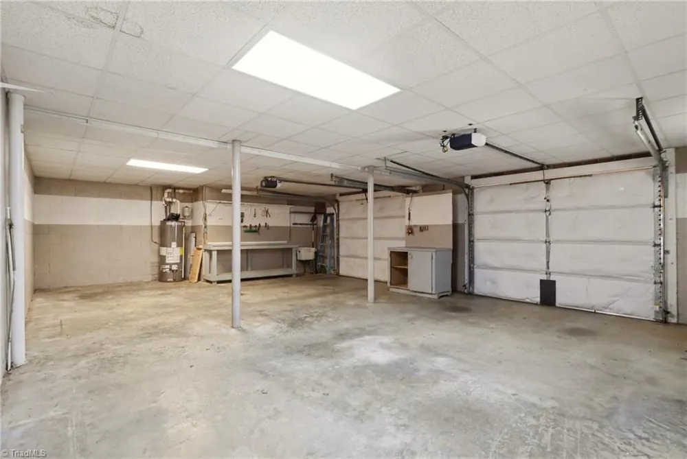 4595 Peter Pfaff Drive Pfafftown, NC 27040