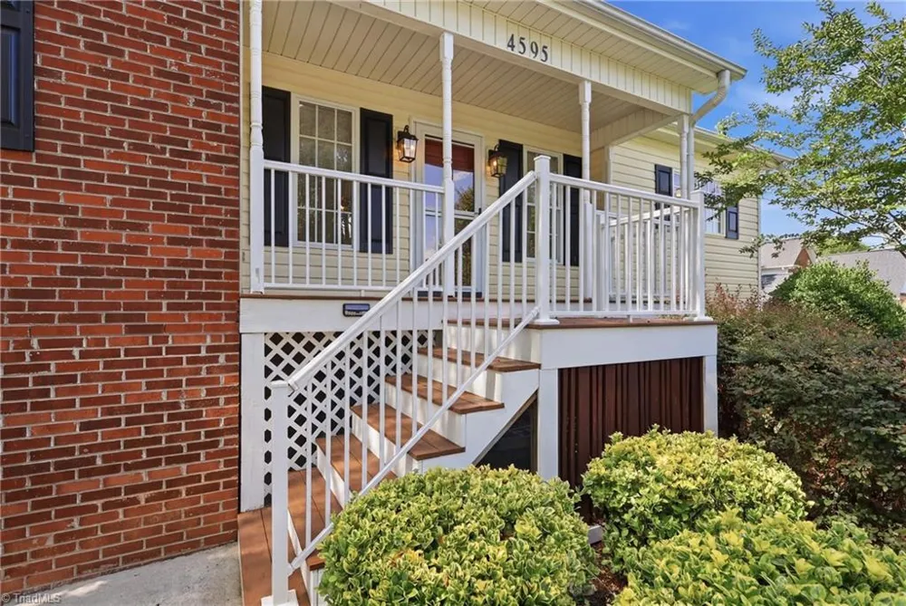 4595 Peter Pfaff Drive Pfafftown, NC 27040