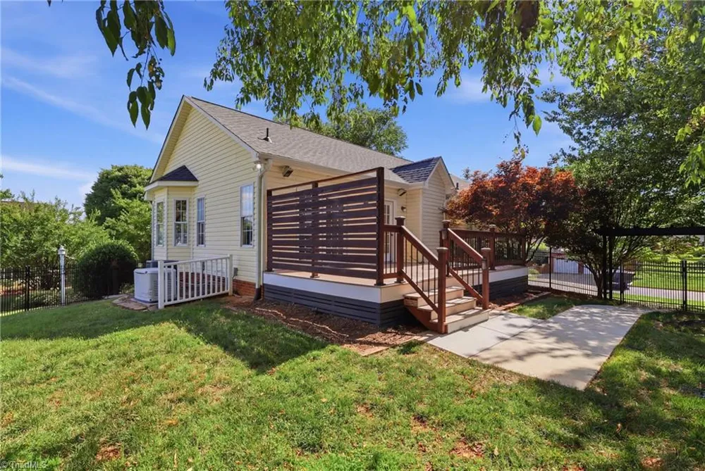 4595 Peter Pfaff Drive Pfafftown, NC 27040