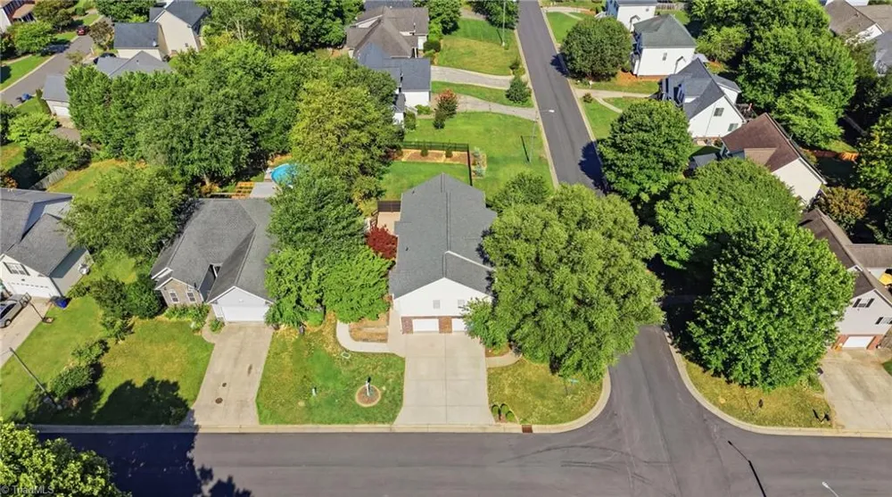 4595 Peter Pfaff Drive Pfafftown, NC 27040