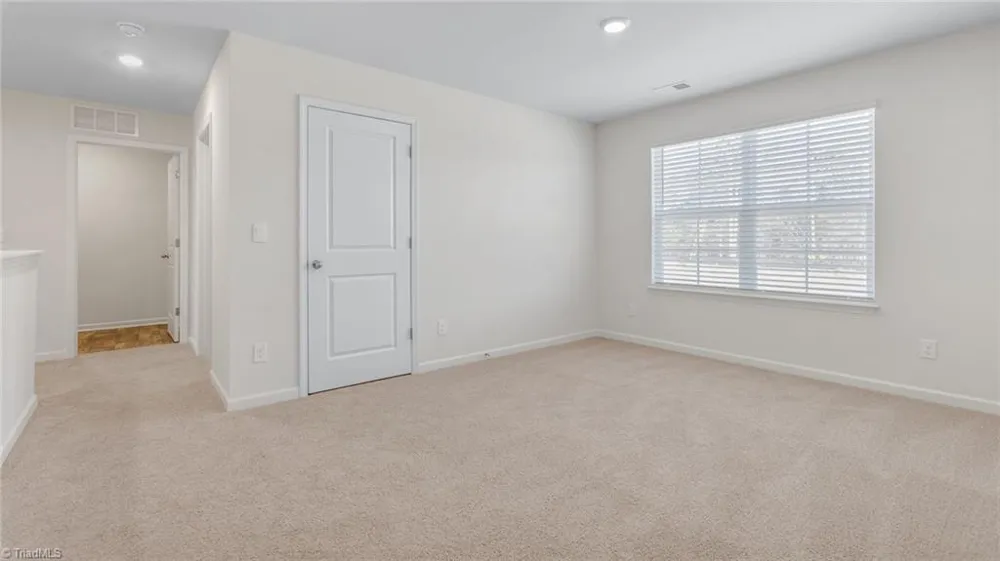 2657 Foxtail Lane Yadkinville, NC 27055