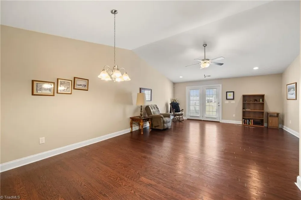 204 Oak Ridge Drive Archdale, NC 27263