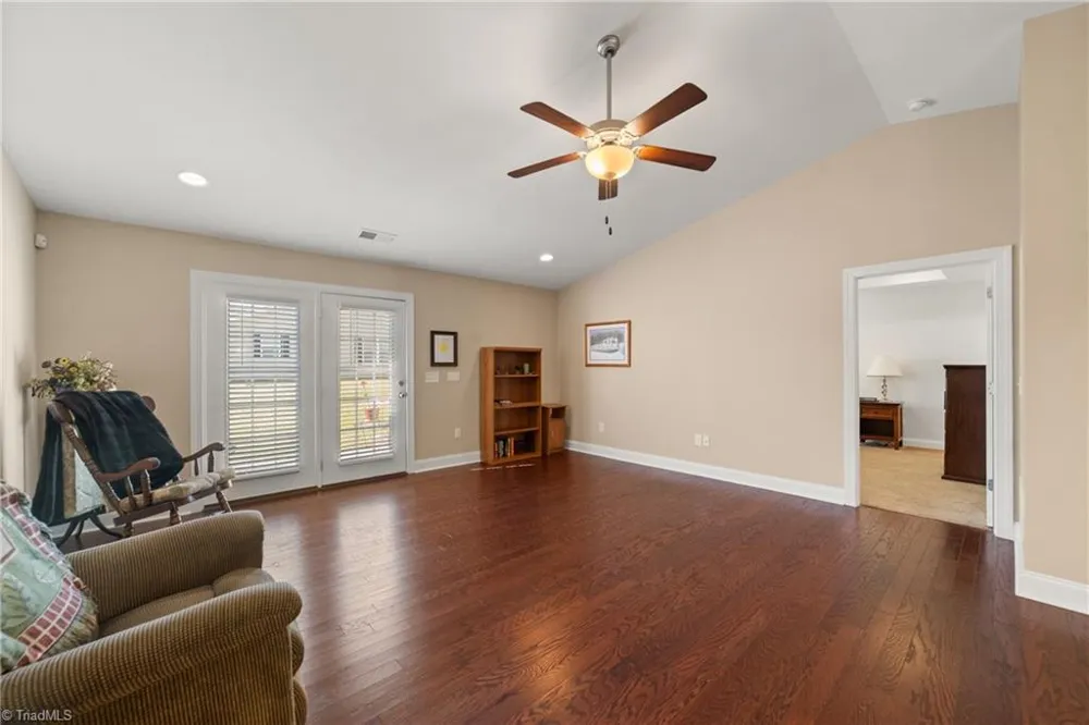 204 Oak Ridge Drive Archdale, NC 27263