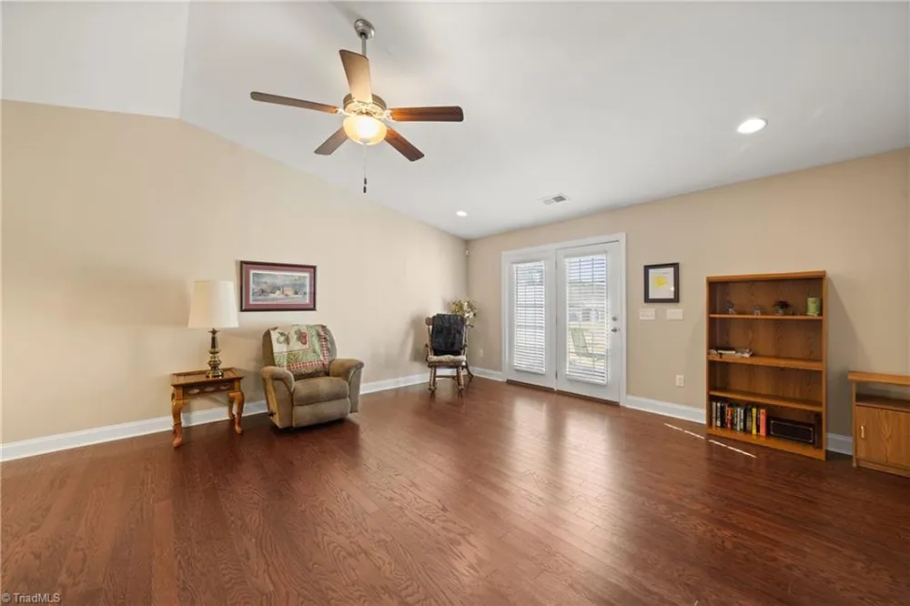 204 Oak Ridge Drive Archdale, NC 27263