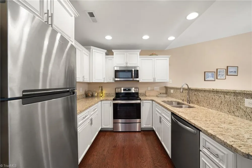 204 Oak Ridge Drive Archdale, NC 27263