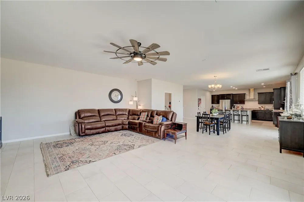 1545 Valley Home Court Logandale, NV 89021