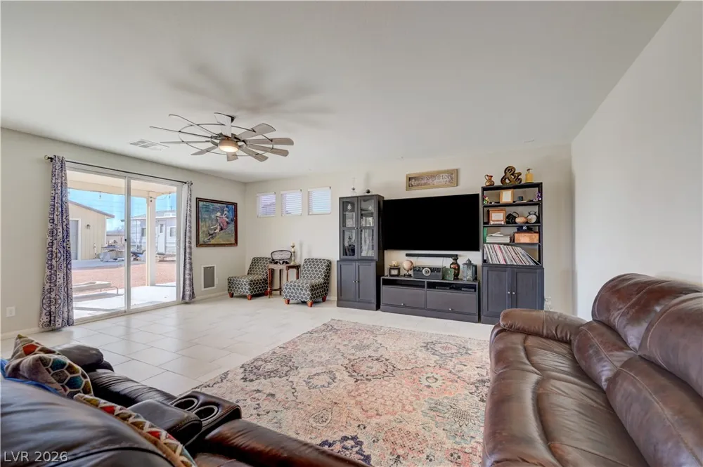 1545 Valley Home Court Logandale, NV 89021