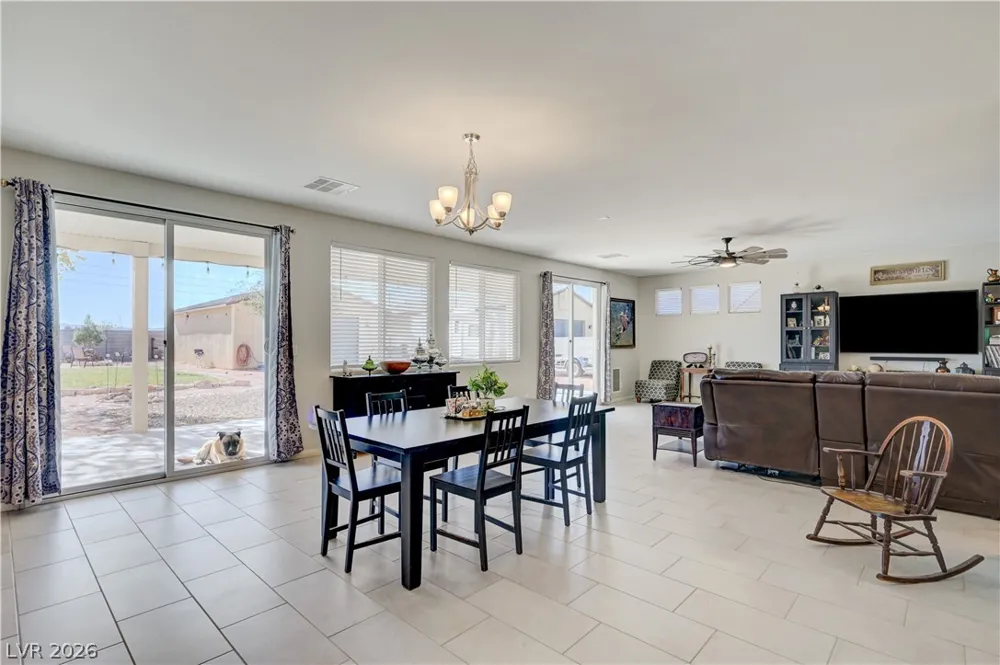 1545 Valley Home Court Logandale, NV 89021