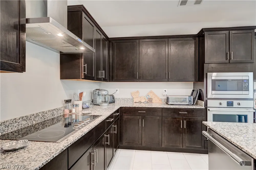 1545 Valley Home Court Logandale, NV 89021