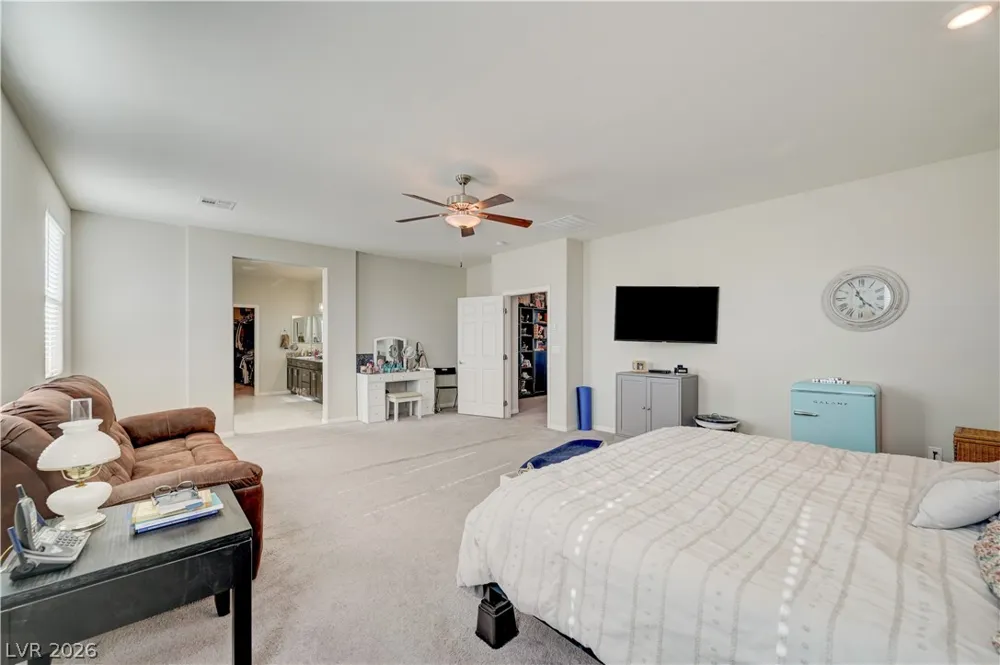 1545 Valley Home Court Logandale, NV 89021