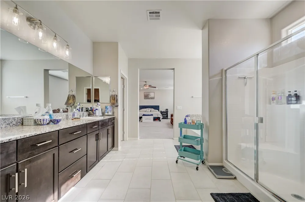 1545 Valley Home Court Logandale, NV 89021