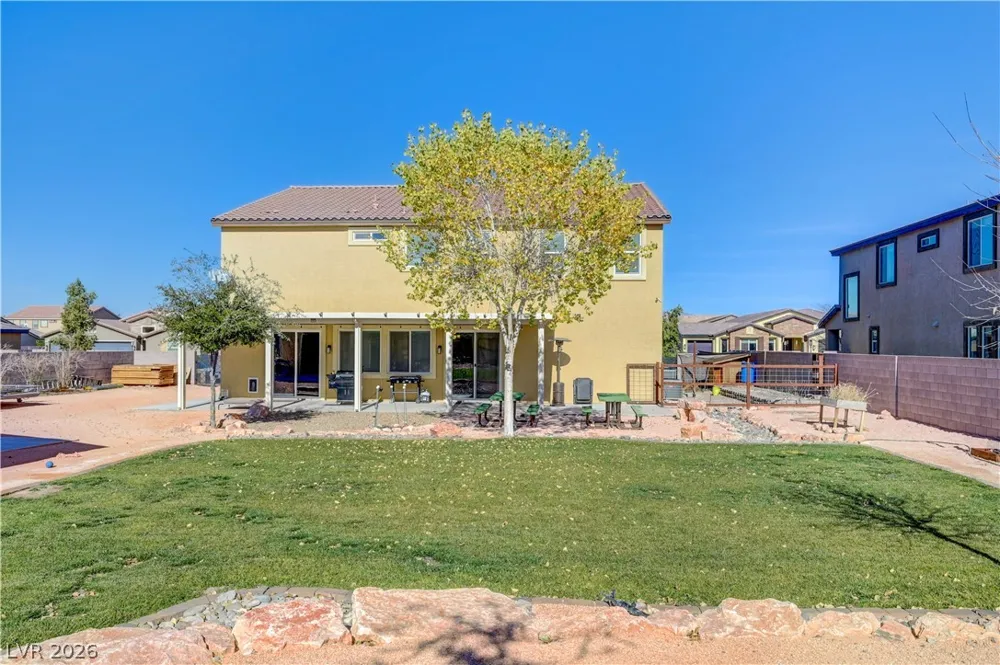1545 Valley Home Court Logandale, NV 89021