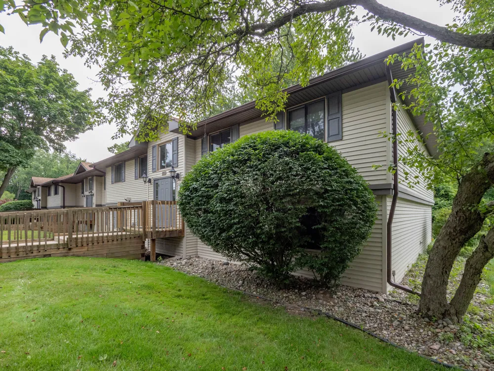 6109 Danford Creek #3 Kalamazoo, MI 49009