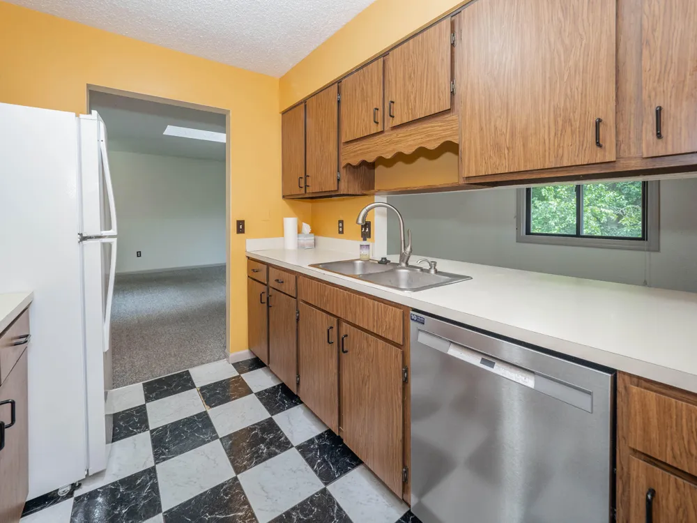 6109 Danford Creek #3 Kalamazoo, MI 49009