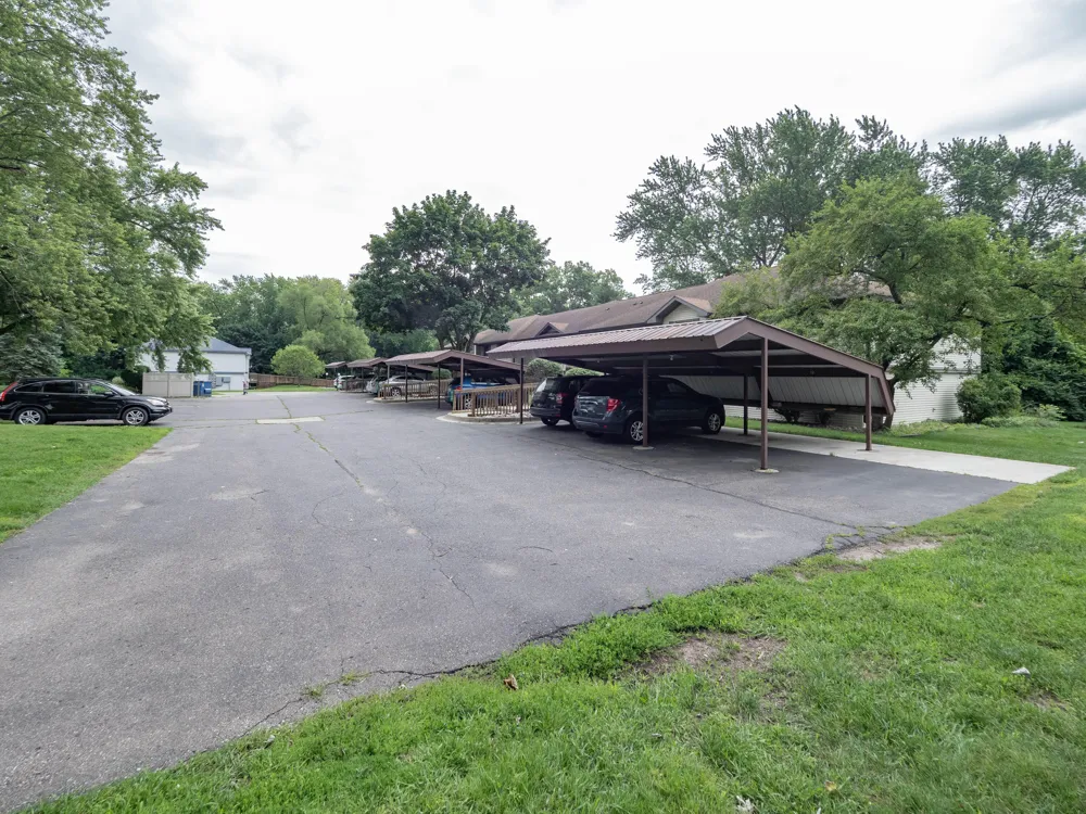 6109 Danford Creek #3 Kalamazoo, MI 49009