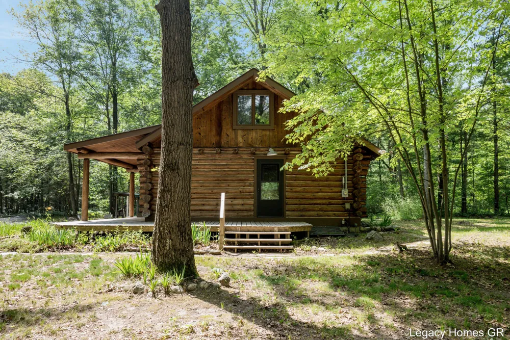 11332 Henderson Road Montague, MI 49437