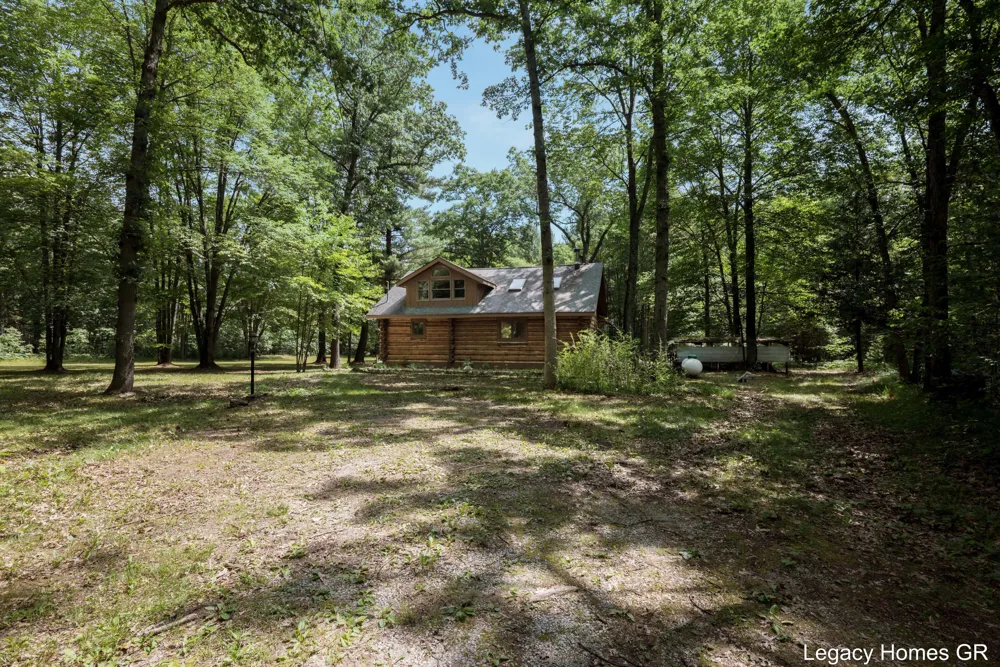 11332 Henderson Road Montague, MI 49437