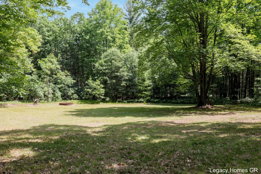 11332 Henderson Road Montague, MI 49437