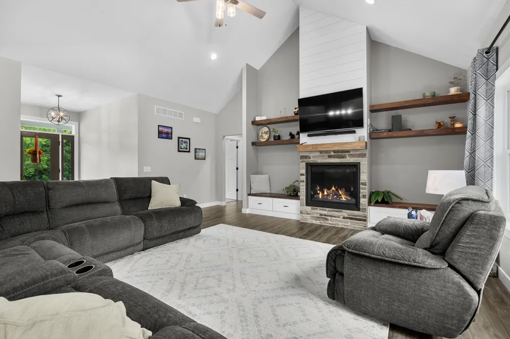 8817 Camomile Drive Augusta, MI 49012
