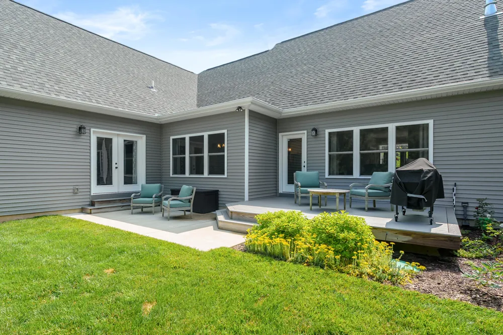 8817 Camomile Drive Augusta, MI 49012