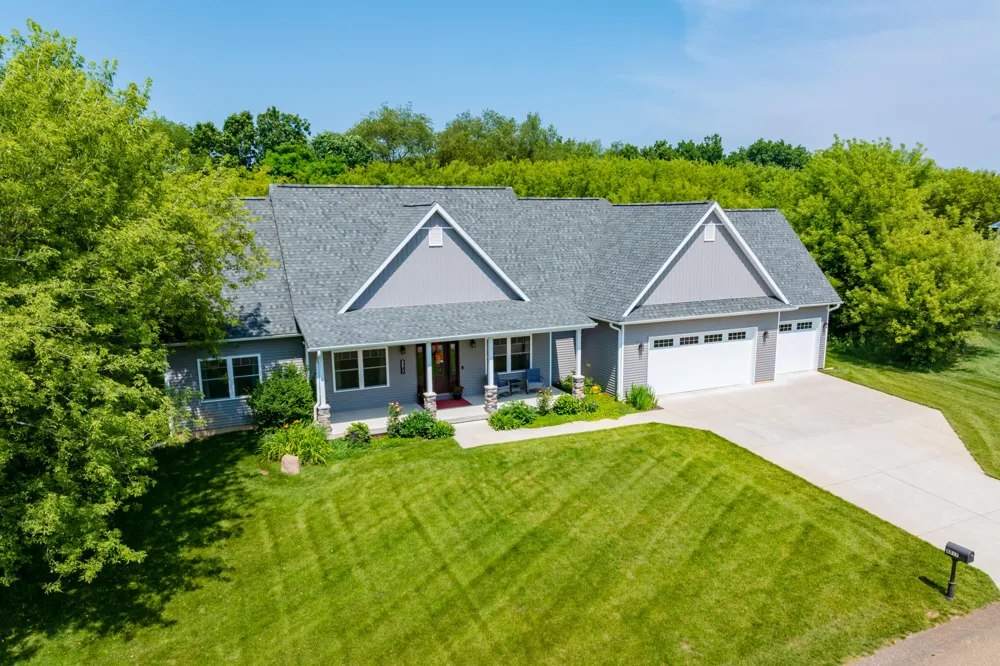 8817 Camomile Drive Augusta, MI 49012