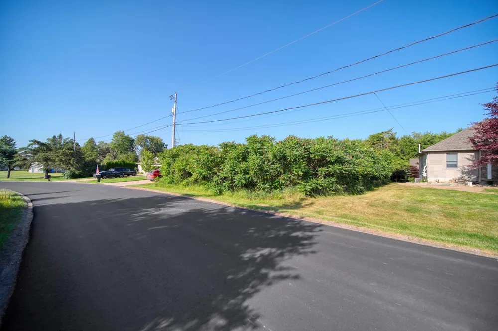107 Cannes Drive Brooklyn, MI 49230