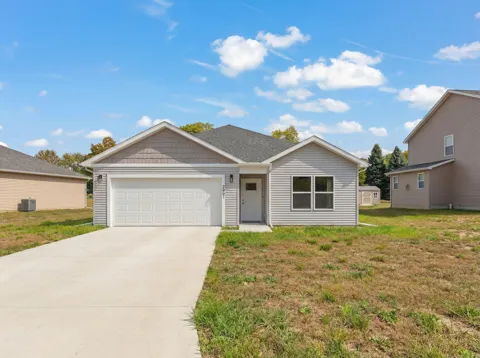 2827 Gady Pines Drive