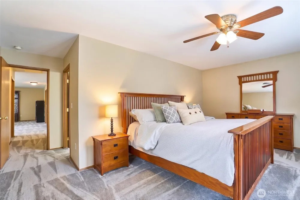 24131 235th Avenue SE Maple Valley, WA 98038