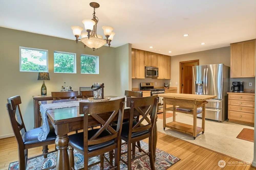 24131 235th Avenue SE Maple Valley, WA 98038