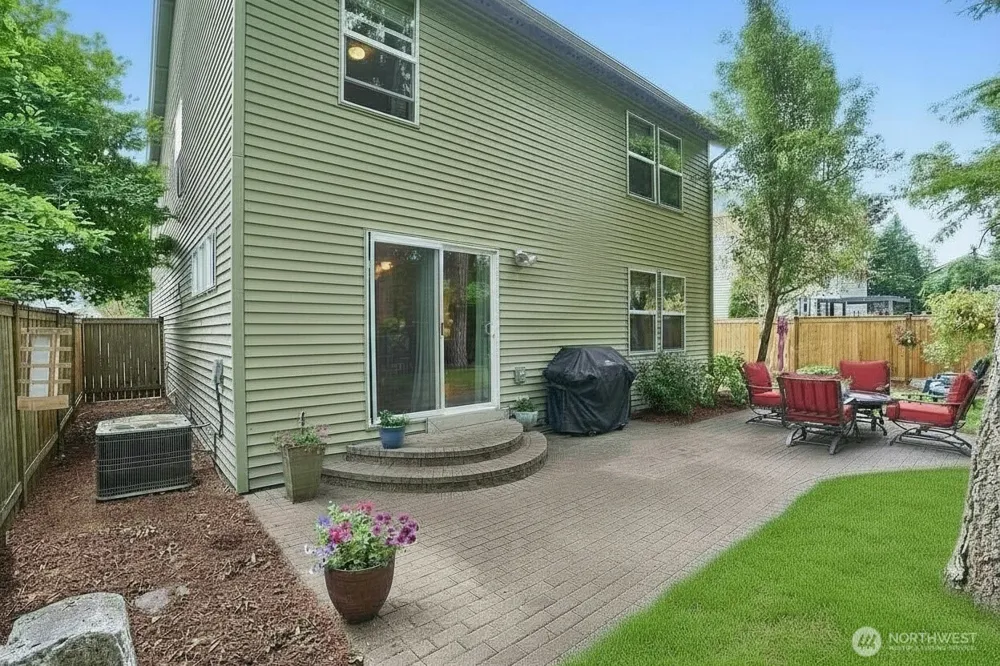 24131 235th Avenue SE Maple Valley, WA 98038