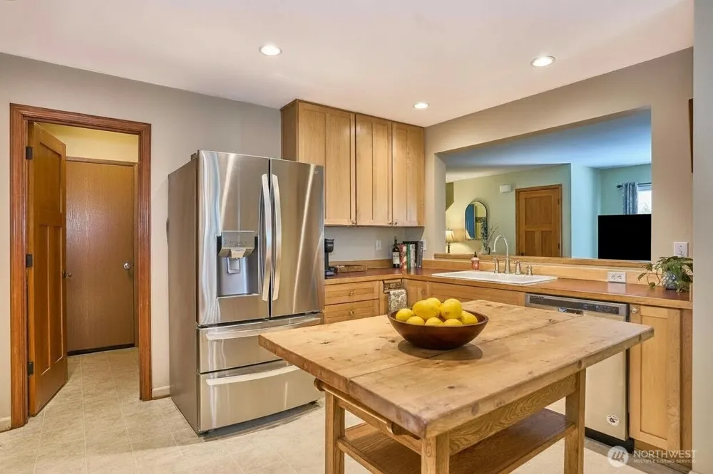 24131 235th Avenue SE Maple Valley, WA 98038