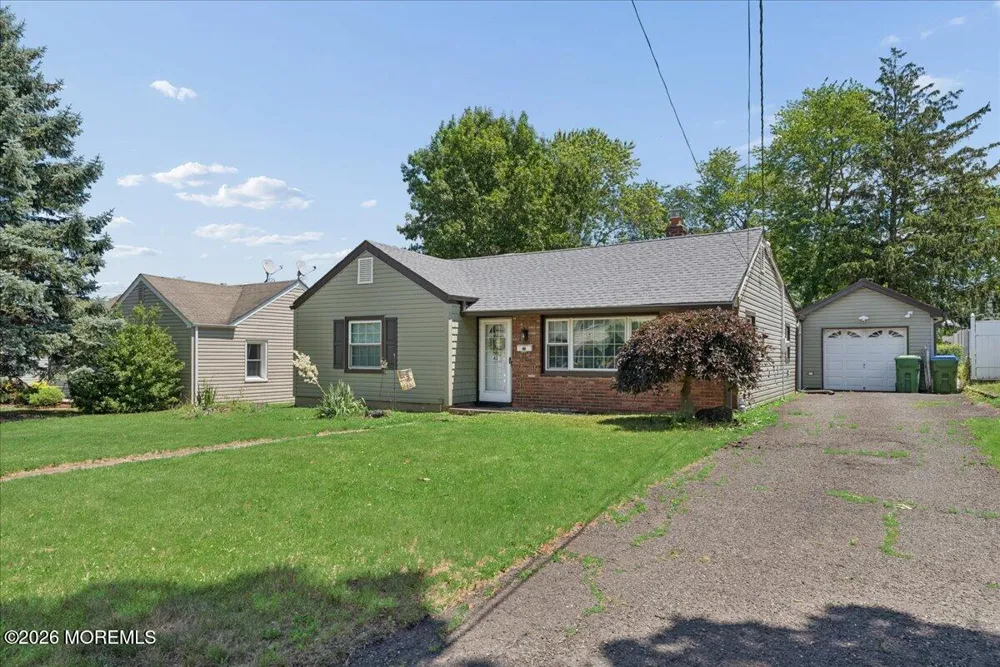 42 Walnut Street Edison, NJ 08817