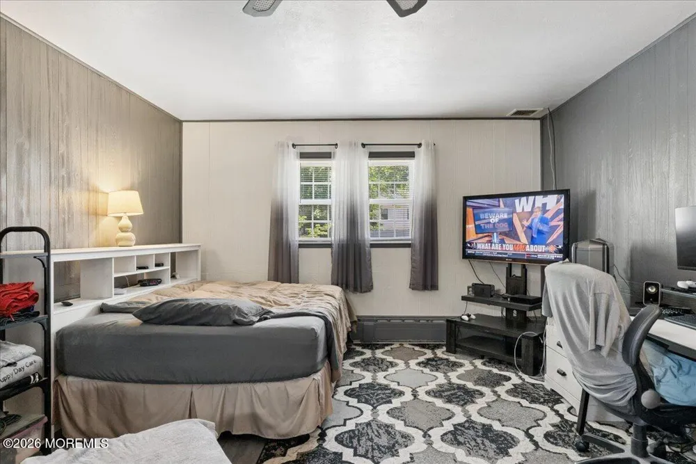 42 Walnut Street Edison, NJ 08817
