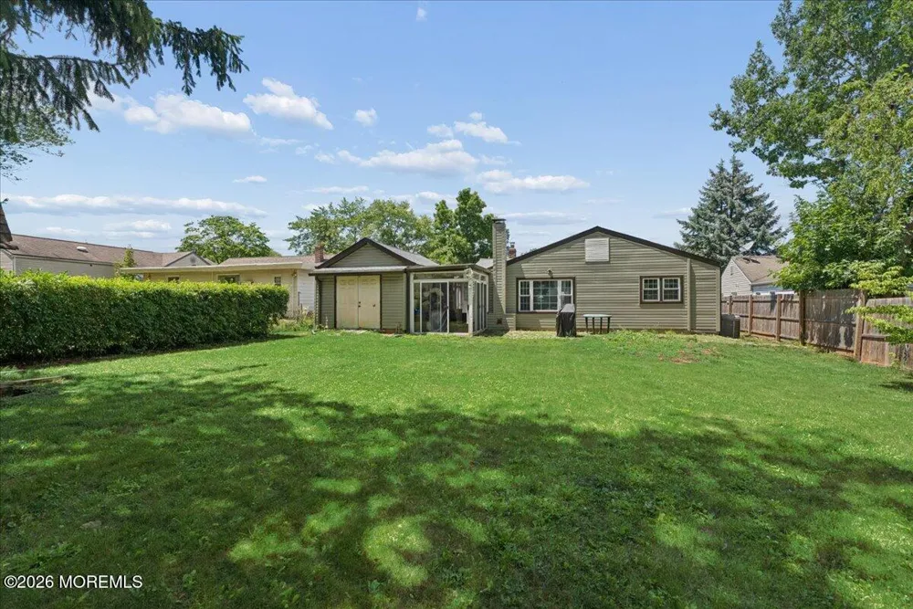 42 Walnut Street Edison, NJ 08817