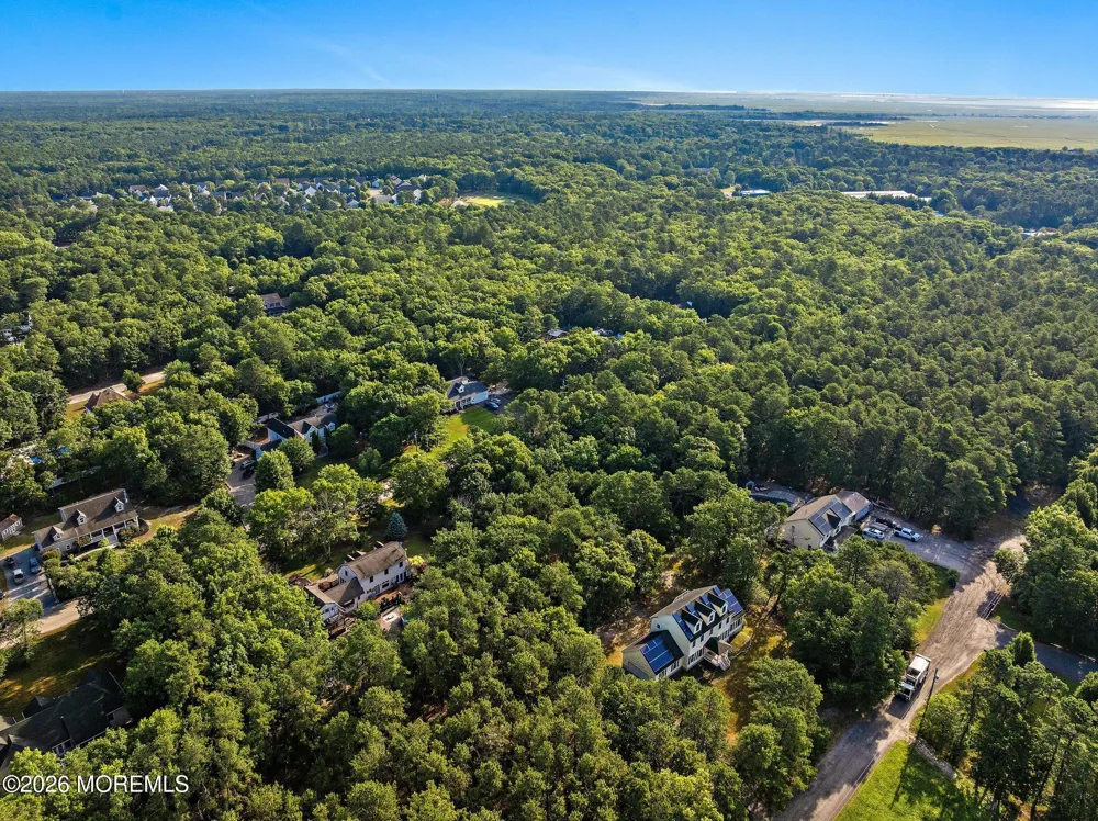 20 Maplewood Drive Little Egg Harbor, NJ 08087