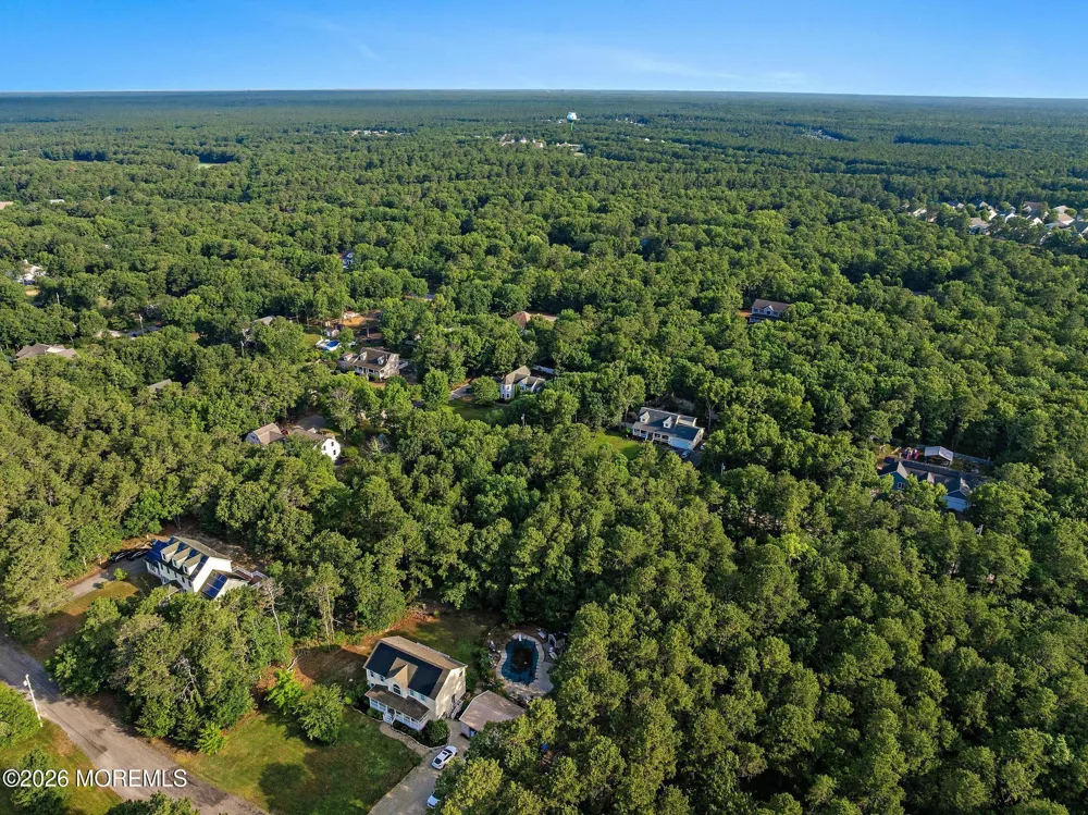 20 Maplewood Drive Little Egg Harbor, NJ 08087