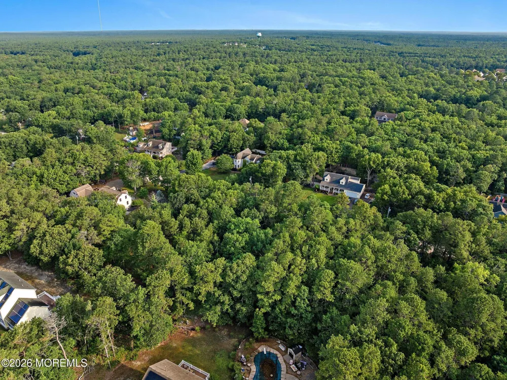 20 Maplewood Drive Little Egg Harbor, NJ 08087
