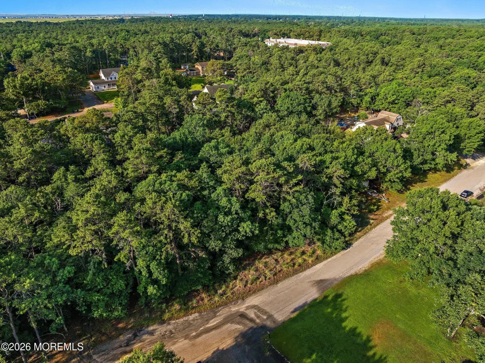 20 Maplewood Drive Little Egg Harbor, NJ 08087
