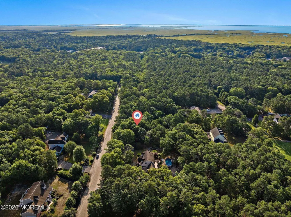 20 Maplewood Drive Little Egg Harbor, NJ 08087