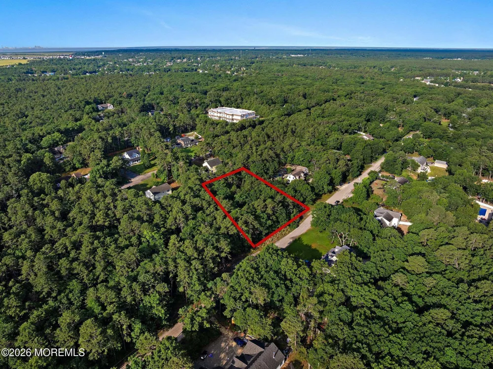 20 Maplewood Drive Little Egg Harbor, NJ 08087