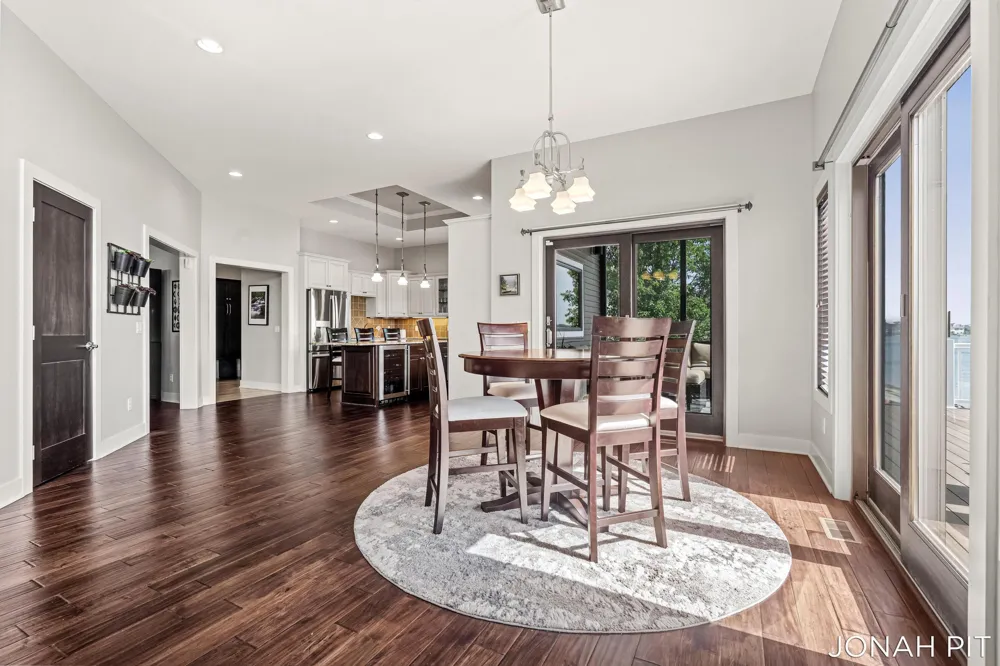 5714 Nelson Drive Hudsonville, MI 49426